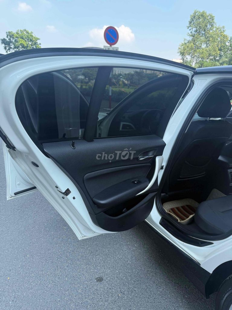 BMW i3 2013 - 132000 km. Mua bán Ô tô tại Quận 7 Tp Hồ Chí Minh được đăng bởi Gia Bảo  hình 7