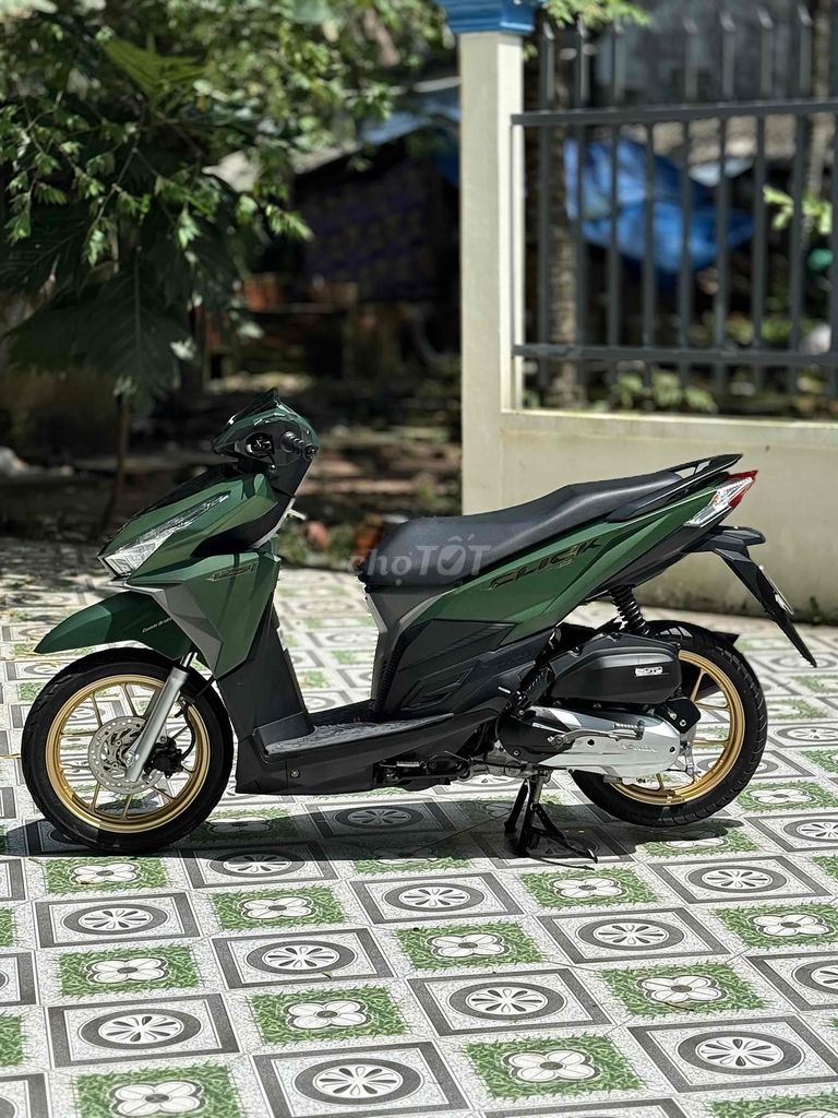 Click125 nhập Thái 2017 kèm biển đấu giá. Mua bán Xe máy tại Huyện Mỏ Cày Bắc Bến Tre được đăng bởi FB Cầm Đồ Hiếu Bùi hình 6