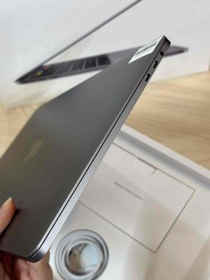 Macbook Pro 2020 13" i7 ram 32/1T gray fullbox