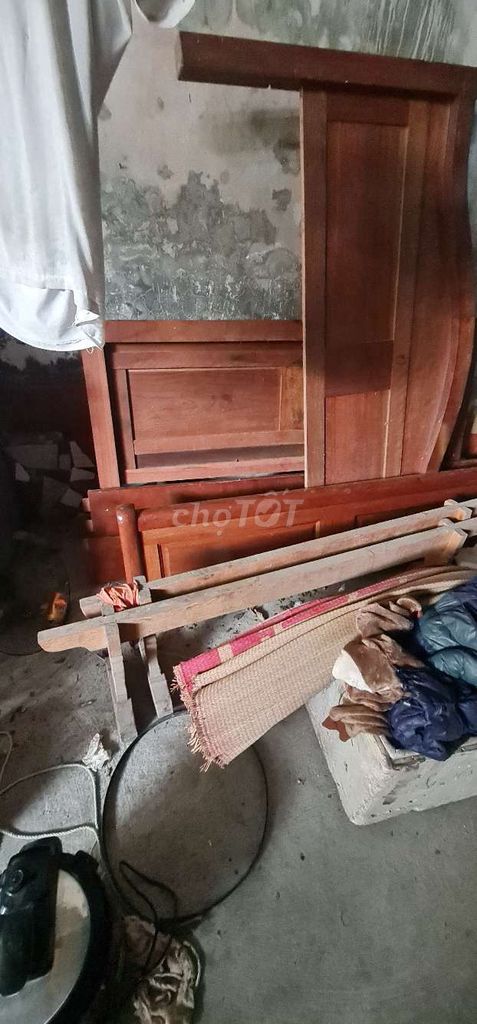 Giường ngủ Gỗ Nâu. Mua bán Giường, chăn ga gối nệm tại Quận Bắc Từ Liêm Hà Nội được đăng bởi COFFE NGON  hình 1