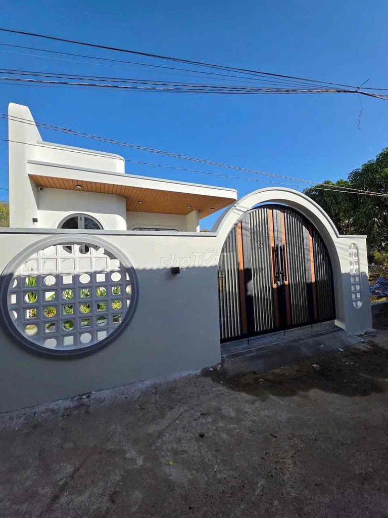 🔥 NHÀ MẶT TIỀN TRUNG TÂM BÌNH LỘC – CHỈ 650 TRIỆU ĐÃ CÓ THỂ SỞ HỮU 🔥