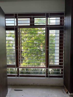 mình muốn bán 4 cửa sổ gỗ xoan đào. Mua bán Nội thất, đồ gia dụng khác tại Quận Cẩm Lệ Đà Nẵng được đăng bởi Thuỳ Hương