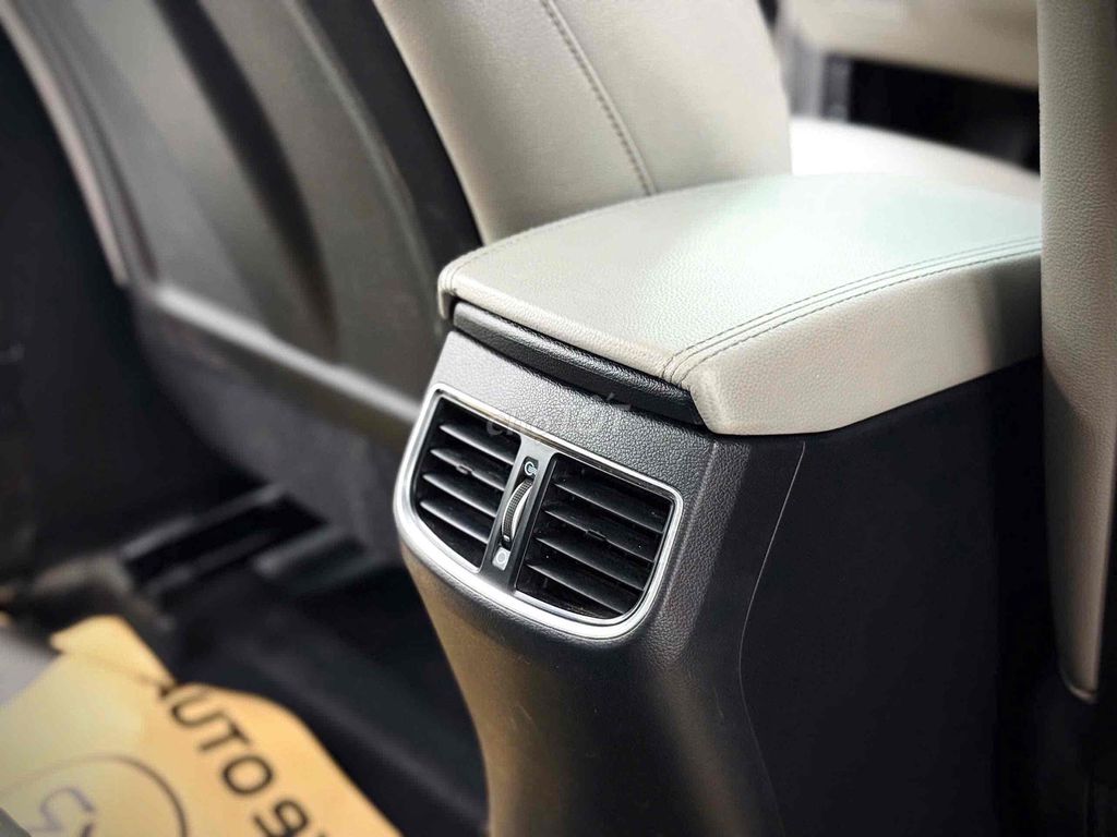 𝐇𝐲𝐮𝐧𝐝𝐚𝐢 𝐄𝐥𝐚𝐧𝐭𝐫𝐚 𝟏.𝟔𝐀𝐓 GLS 𝐌𝐨𝐝𝐞𝐥 𝟐𝟎𝟏𝟖 𝐒𝐢𝐞̂𝐮 Đ𝐞̣𝐩. Mua bán Ô tô tại Thành phố Thủ Đức Tp Hồ Chí Minh được đăng bởi Tấn Khang Chuyên Xe Lướt hình 16