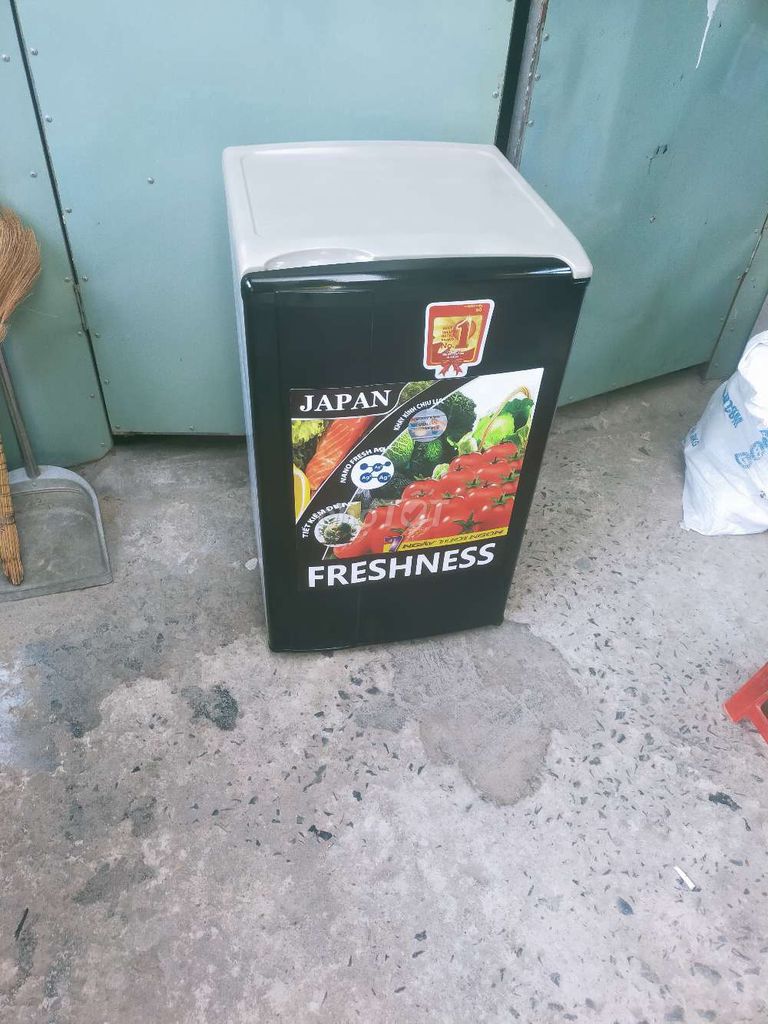 Tủ lạnh Sanyo 93 lít có ngăn làm đá. Mua bán Tủ lạnh tại Thành phố Thủ Đức Tp Hồ Chí Minh được đăng bởi Thái Bình  hình 1