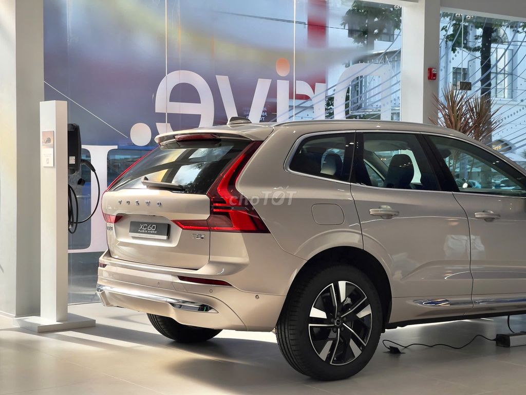 Volvo XC60 Plug-in Hybrid Ultra 2026, giao ngay. Mua bán Ô tô tại Quận 7 Tp Hồ Chí Minh được đăng bởi Volvo Car Sài Gòn hình 9