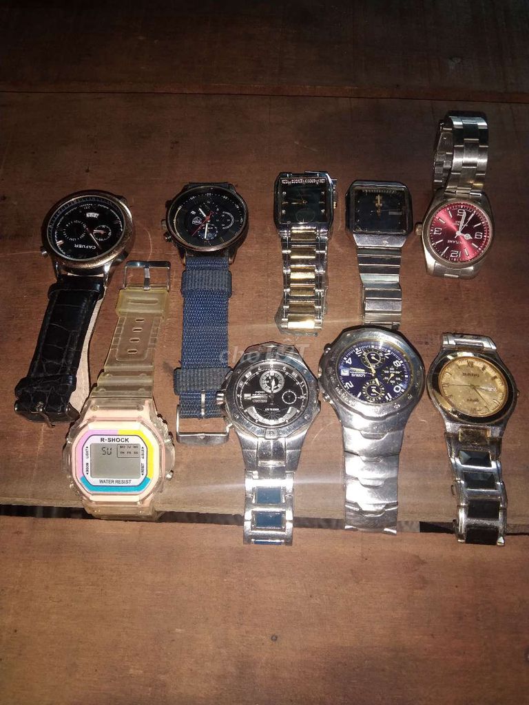 Đồng hồ đeo tay kim loại nhiều màu. Mua bán Đồng hồ tại Huyện An Phú An Giang được đăng bởi Lam hình 1