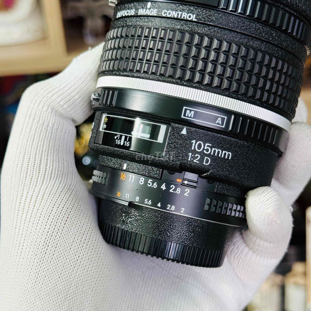 Nikon 105mm F2D huyển thoại mới 99%