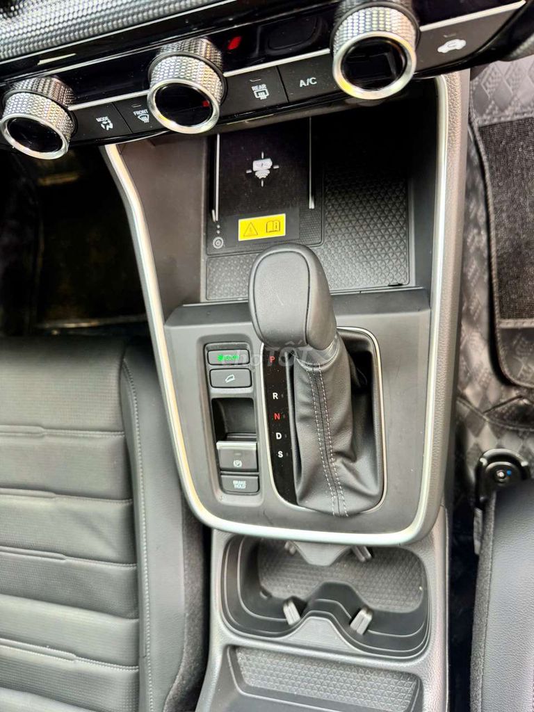 2025 L - 2000 km. Mua bán Ô tô tại Quận Cầu Giấy Hà Nội được đăng bởi oto lướt hà nội  hình 14