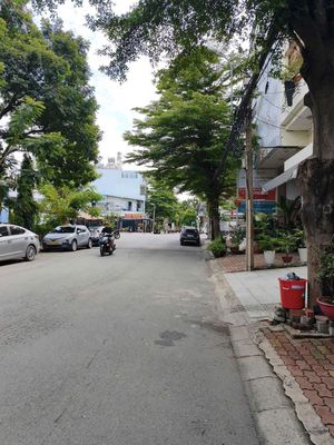 Nhà Đẹp 4*20m Đường Nhựa Xe Hơi An Ninh Khu Nam Long, Q.7 Chưa Đến 12T