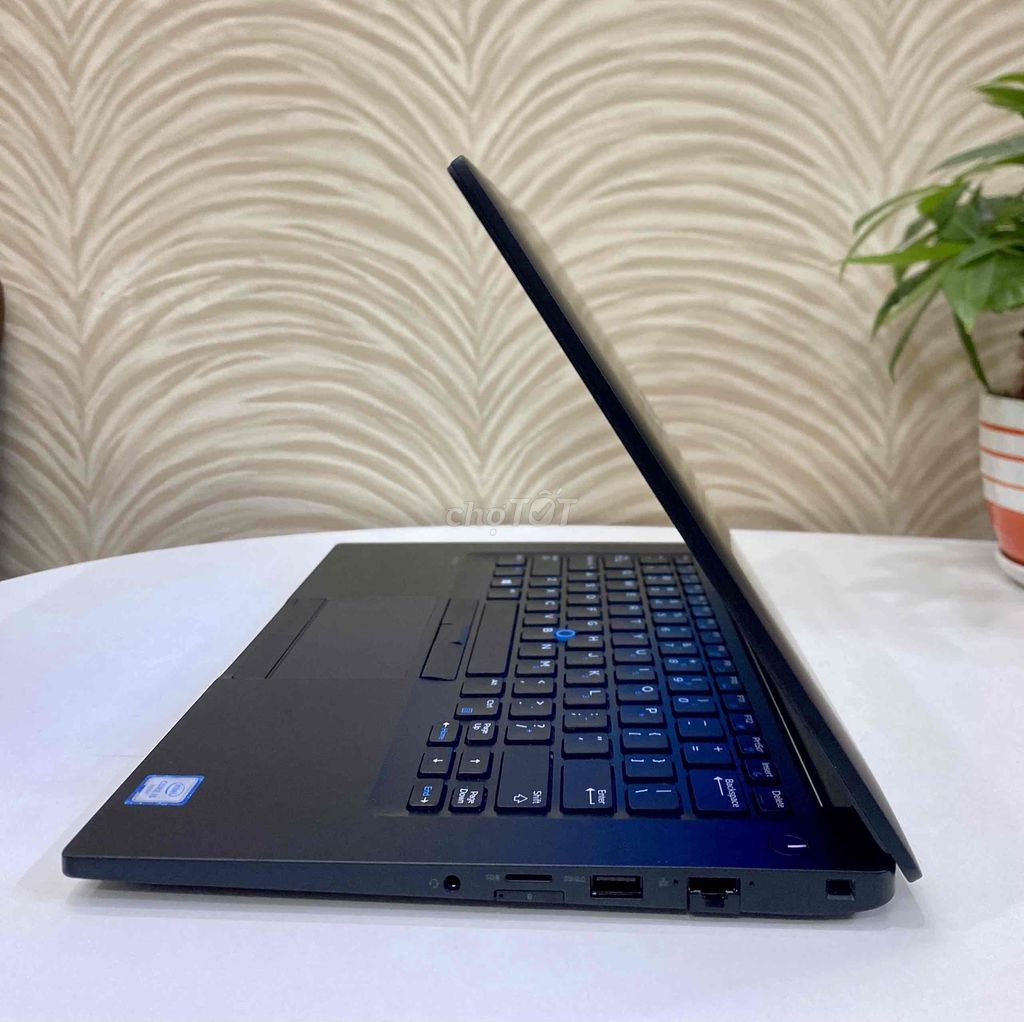 Dell Latitude 7480 i5 6300/R 8gb/ NVMe 256g/14