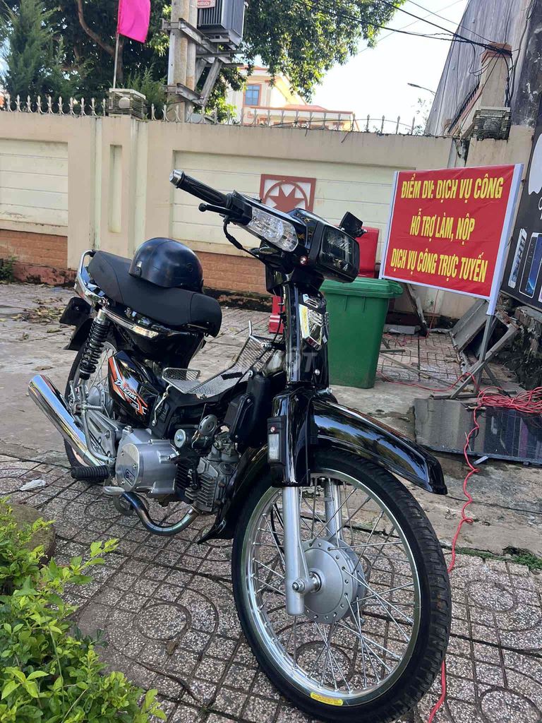 Honda Dream Đen 110cc. Mua bán Xe máy tại Thành phố Buôn Ma Thuột Đắk Lắk được đăng bởi nguyen huan hình 12