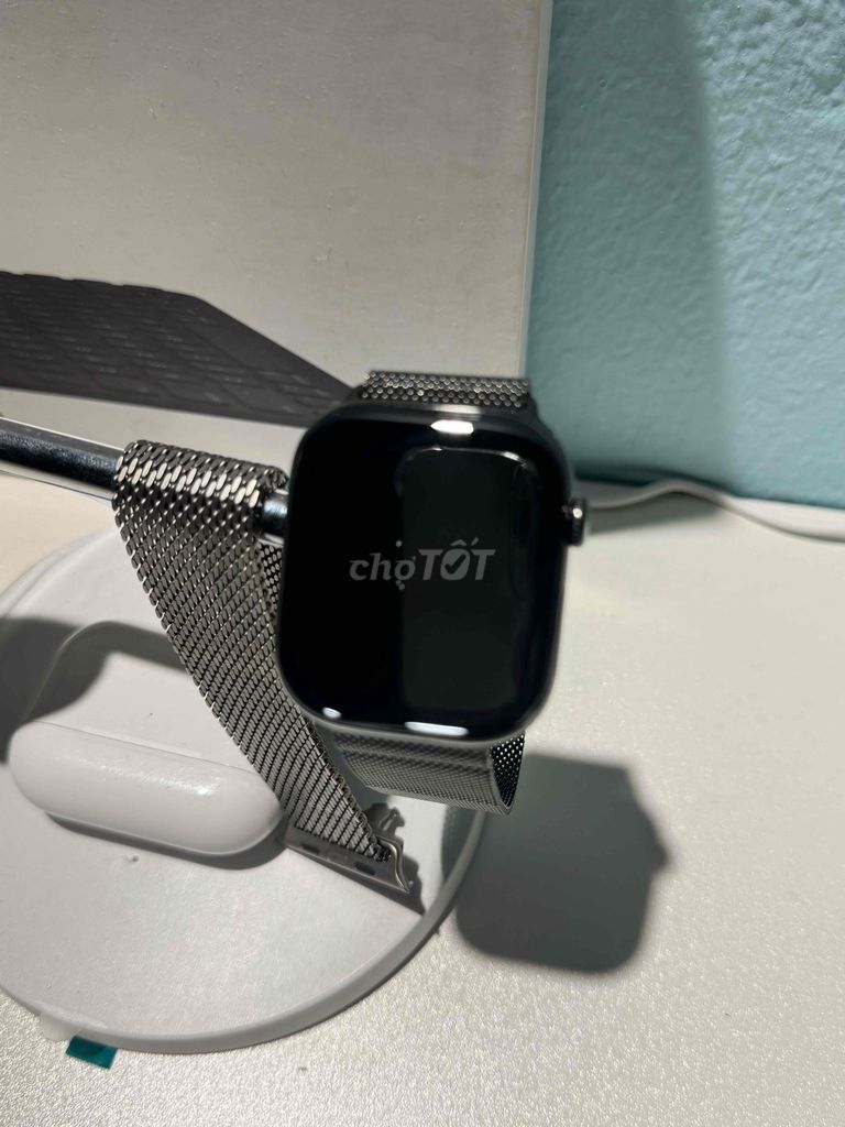 Apple Watch Series S11 46mm Titan Đen. Mua bán Thiết bị đeo thông minh tại Quận Hoàng Mai Hà Nội được đăng bởi chu  hình 1