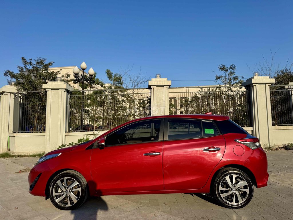 Toyota Yaris 2018 form 2019 1.5G CVT - 75000 km. Mua bán Ô tô tại Quận Thanh Xuân Hà Nội được đăng bởi Nguyễn Quang Đức hình 3