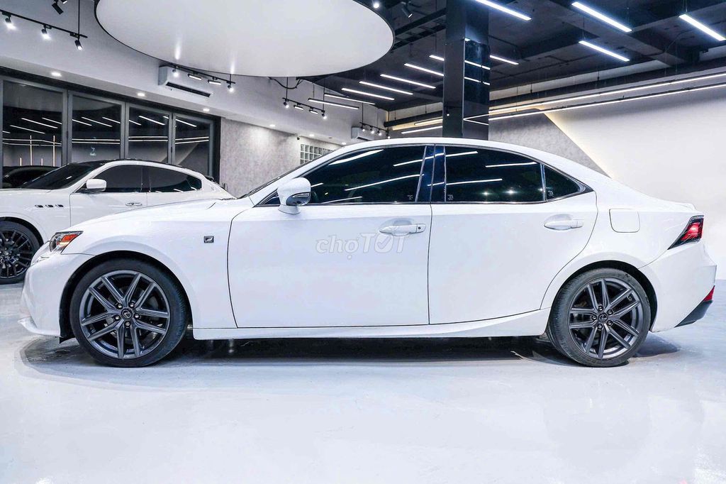 Lexus IS 2013 - 49000 km. Mua bán Ô tô tại Quận Tân Phú Tp Hồ Chí Minh được đăng bởi Thành nhân  hình 5