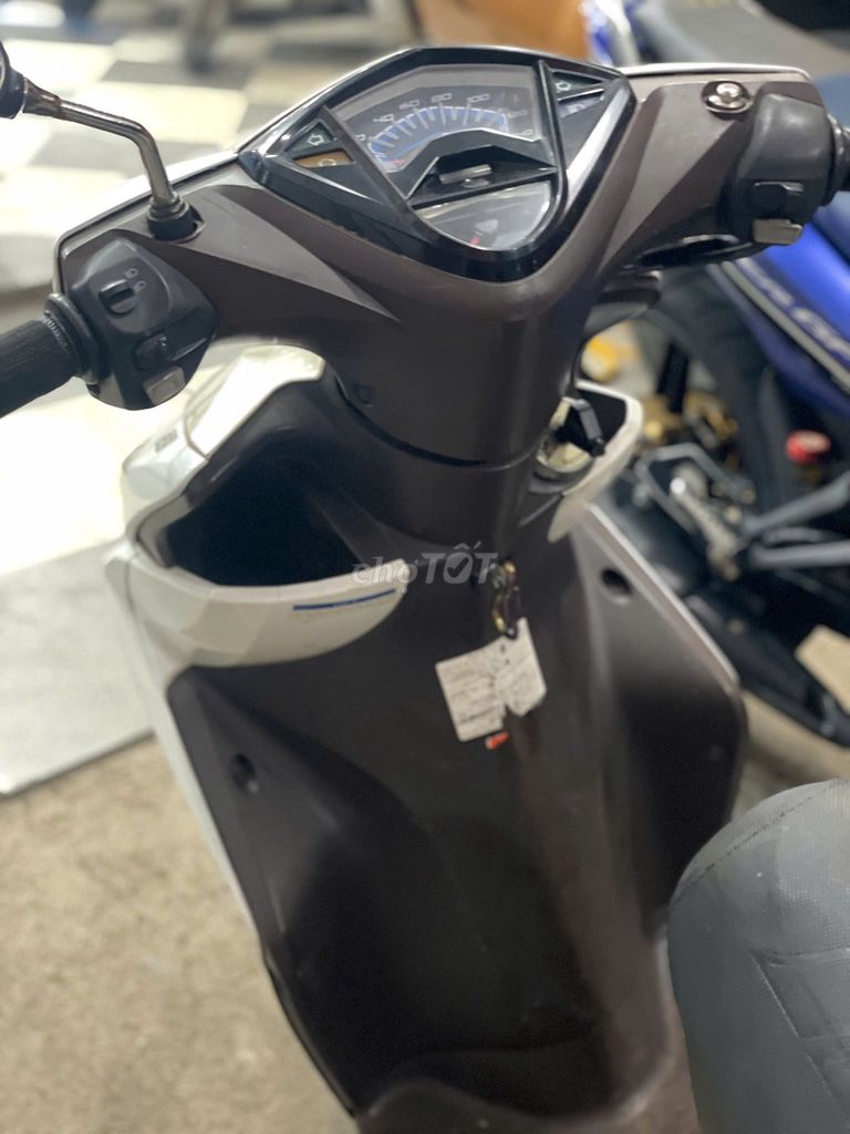 🔥 LUVIAS Fi 2015 XE MÁY ZIN ÊM NHẸ NHÀNG- SẠCH SẼ!. Mua bán Xe máy tại Huyện Trảng Bom Đồng Nai được đăng bởi phương hình 8