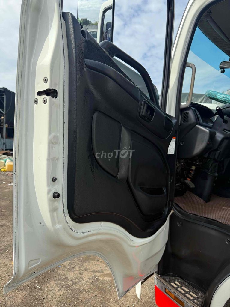 Hino FC 2021 Tải 5.5 tấn. xe chở gia cầm 2tầng ino. Mua bán Xe tải, xe ben tại Huyện Bình Chánh Tp Hồ Chí Minh được đăng bởi Bãi Xe Ô tô Cường Phát hình 14