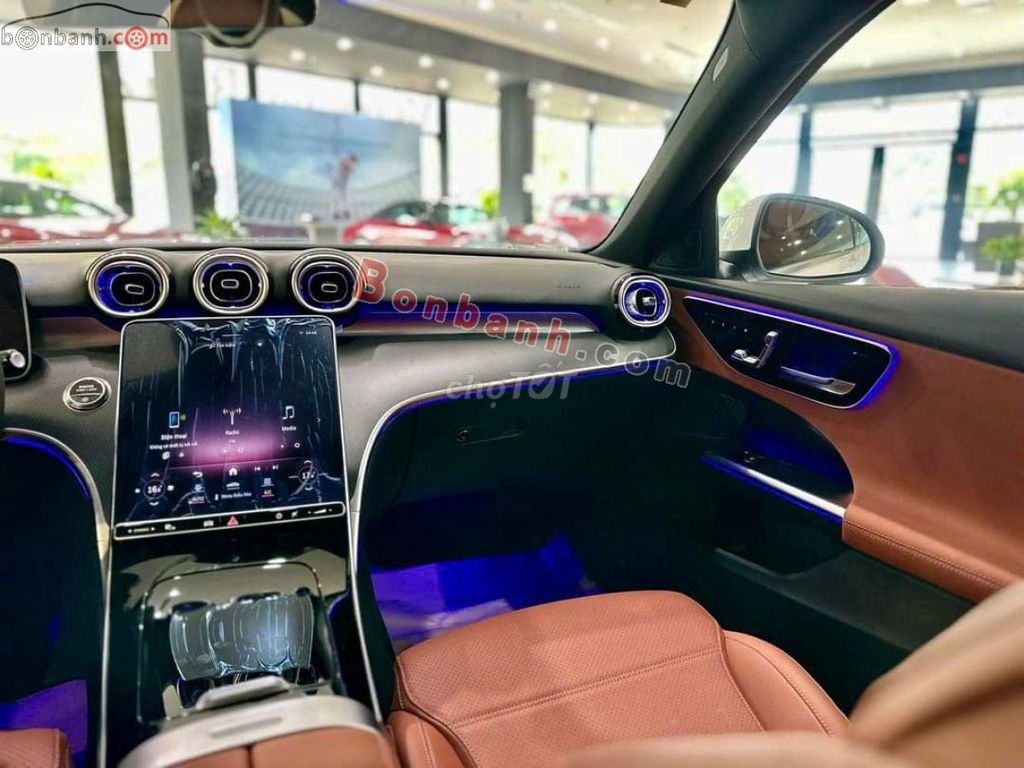 Mercedes Benz C200 Avantgarde 2025. Mua bán Ô tô tại Thành phố Nha Trang Khánh Hòa được đăng bởi Nguyễn Quang Nam hình 9