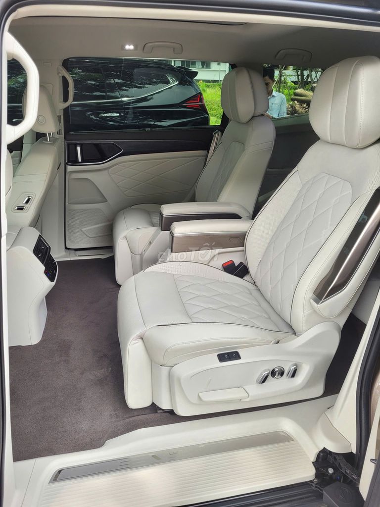 VOLKSWAGEN VILORAN LUXURY 2023. Mua bán Ô tô tại Thành phố Biên Hòa Đồng Nai được đăng bởi Bùi Công Sự hình 11