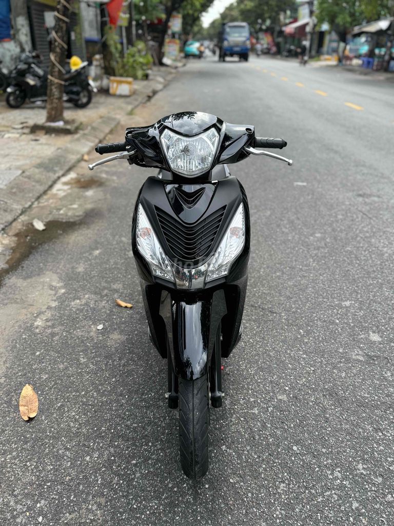 Honda Vision 2019 Smartkey GÓp trả trước 4tr5. Mua bán Xe máy tại Quận Liên Chiểu Đà Nẵng được đăng bởi Hòa Xe Máy Cũ hình 4