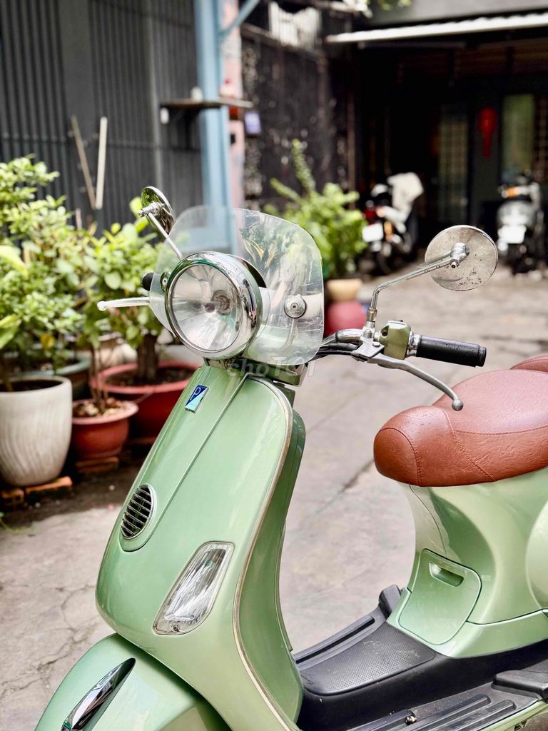 Piaggio LX 125ie салатовый