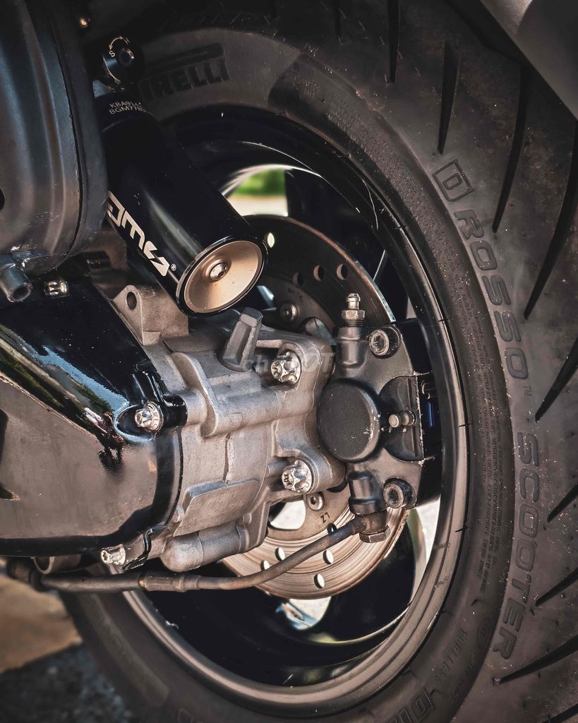 Vespa GTS 282cc Malossi mạnh mẽ êm ái. Mua bán Xe máy tại Quận 7 Tp Hồ Chí Minh được đăng bởi Phạm Duy hình 6