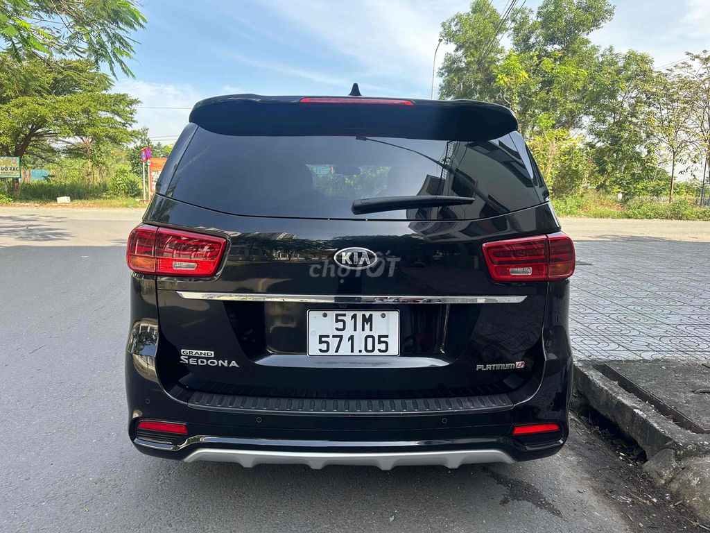 Kia Sedona Platinum D Chính chủ. Mua bán Ô tô tại Quận 12 Tp Hồ Chí Minh được đăng bởi Diễm Phúc hình 4