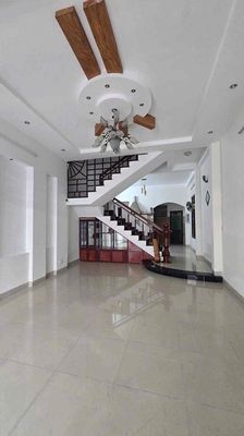 Аренда · 5 комн. · 86 м² · Quận Hải Châu, ул. Đường Nguyễn Hữu Thọ