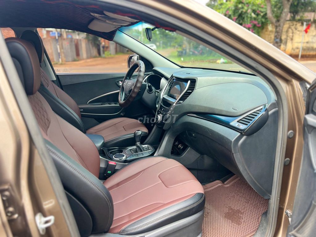 Hyundai Santa Fe 2015 AT 1 cầu - 475tr. Mua bán Ô tô tại Thành phố Buôn Ma Thuột Đắk Lắk được đăng bởi Chợ Xe Cỏ Đăk Lăk hình 21