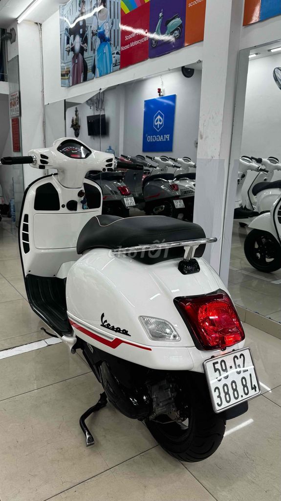 Vespa Gts 125 Iget , Abs , Chính chủ một chủ TP. Mua bán Xe máy tại Quận Phú Nhuận Tp Hồ Chí Minh được đăng bởi VESPA  PIAGGIO BẢO HƯNG Vespa cũ trả góp  hình 2
