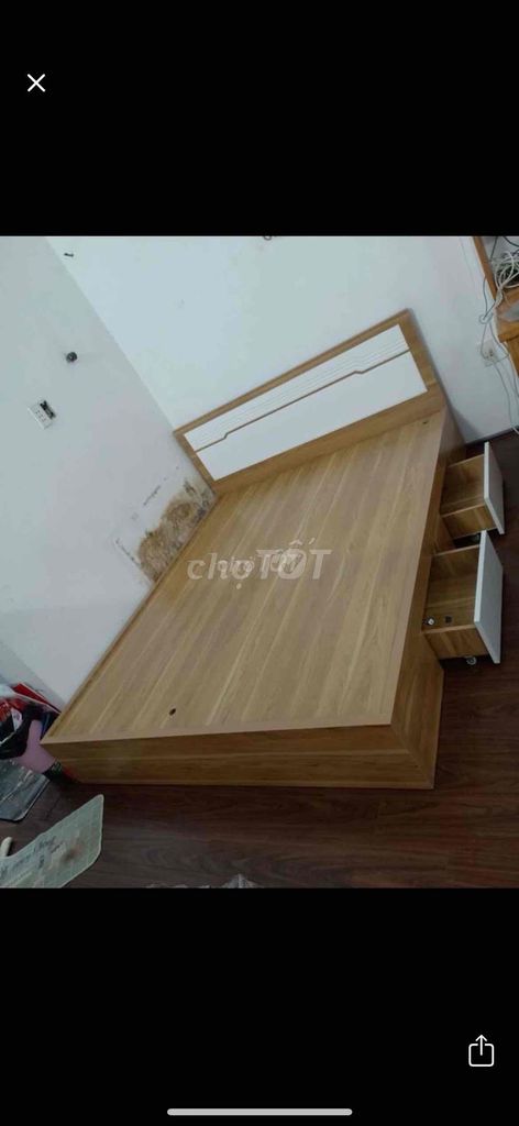 giường gỗ mdf 1m8x2m 566))