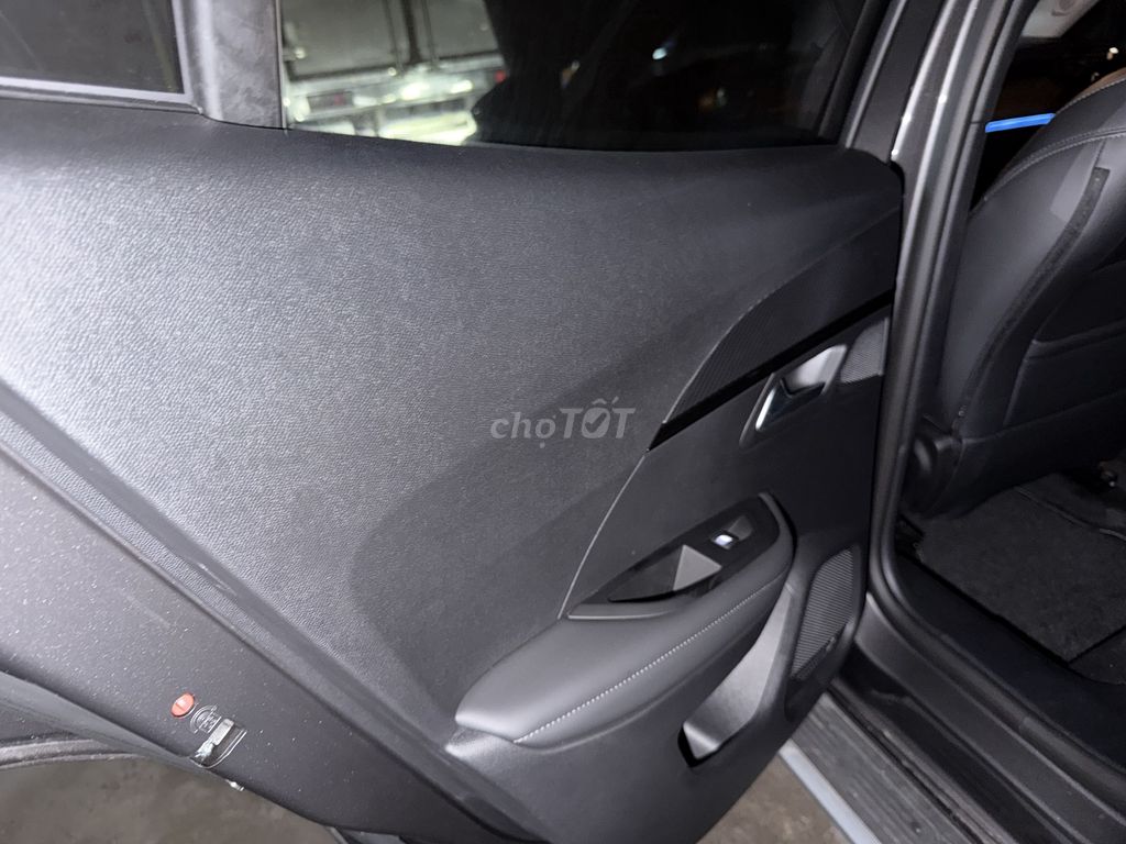 Peugeot 2008 2024 GT Line 47Km. Mua bán Ô tô tại Quận 12 Tp Hồ Chí Minh được đăng bởi Ngoc Yen hình 5