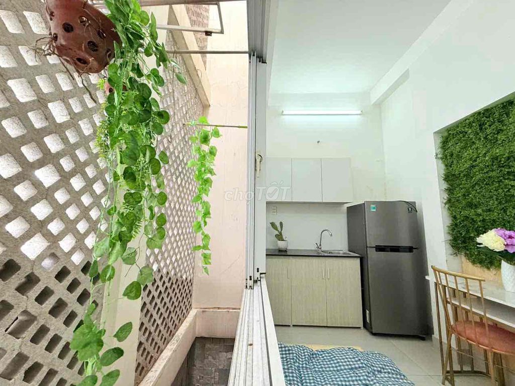 CHDV 2PN ngay đường Số 6 P4 Q4