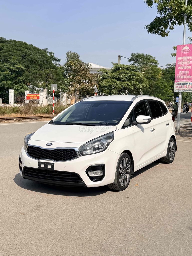 Kia Rondo máy dầu số tự động. Mua bán Ô tô tại Quận Long Biên Hà Nội được đăng bởi Đào Việt Phương hình 2