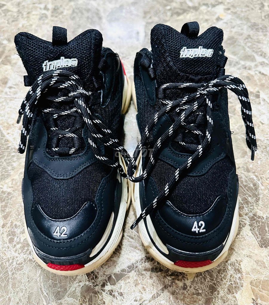 giày Balenciaga.size 42.bao auth trọn đời.0000