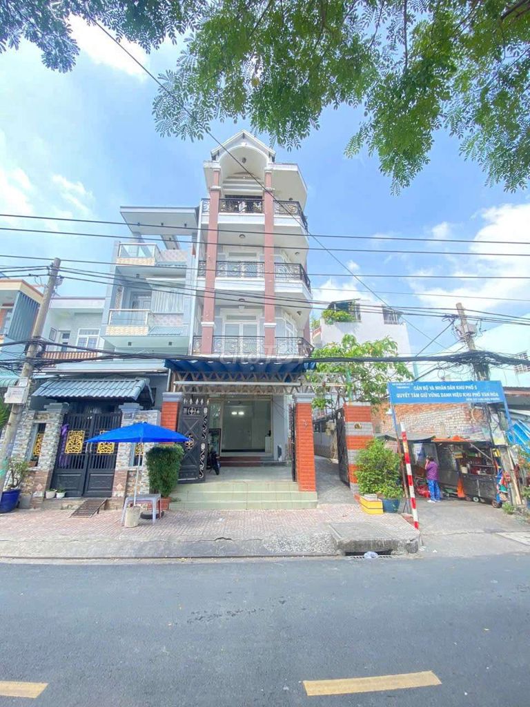 Rent · 5 bd · 108 м² · Quận 8, ул. Đường Lưu Hữu Phước