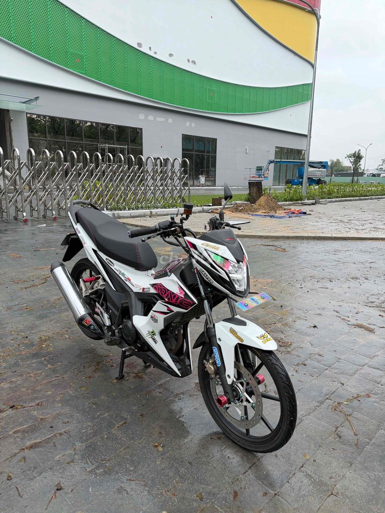Chính chủ cần bán xe sonic máy rin êm chạy bốc. Mua bán Xe máy tại Quận Liên Chiểu Đà Nẵng được đăng bởi Cửa hàng xe máy Nhớ Đình Nguyễn hình 3