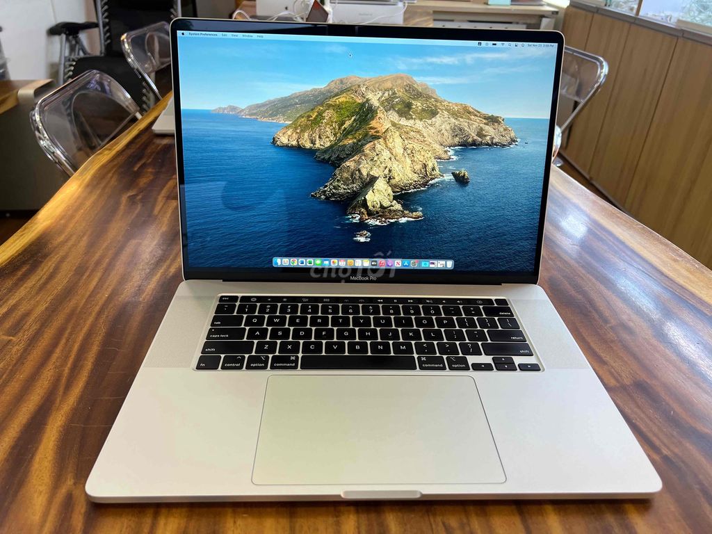 ✅MacBook Pro 16 inch 2019 Active 6/2020 Pin Cao !