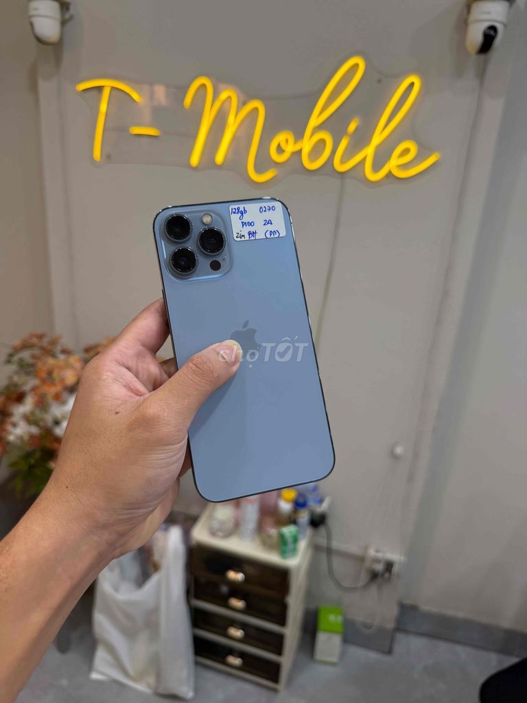 13 Promax 128Gb Quốc Tế zin pin 100% 2 sim vật lý. Mua bán Điện thoại tại Quận Thanh Xuân Hà Nội được đăng bởi Ngô Tráng T Mobile hình 1