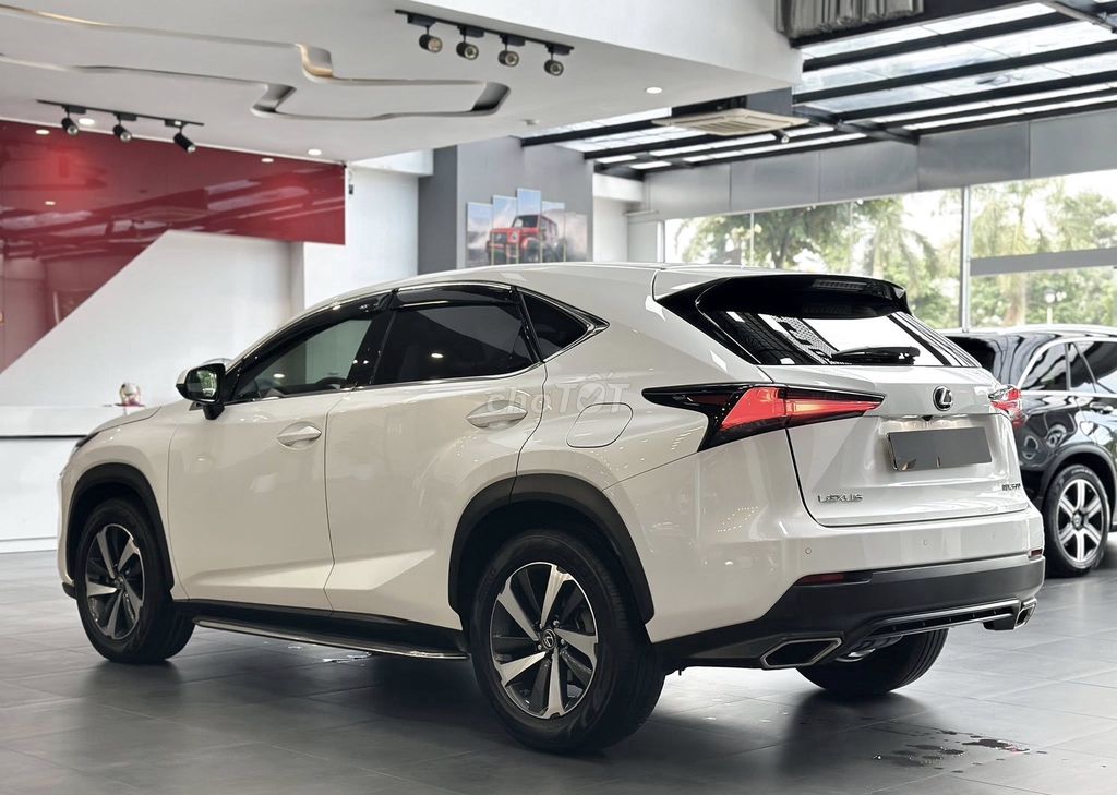 LEXUS NX300 MODEL 2018 RẤT ĐẸP. Mua bán Ô tô tại Quận 7 Tp Hồ Chí Minh được đăng bởi Thanh Tùng NSG hình 6