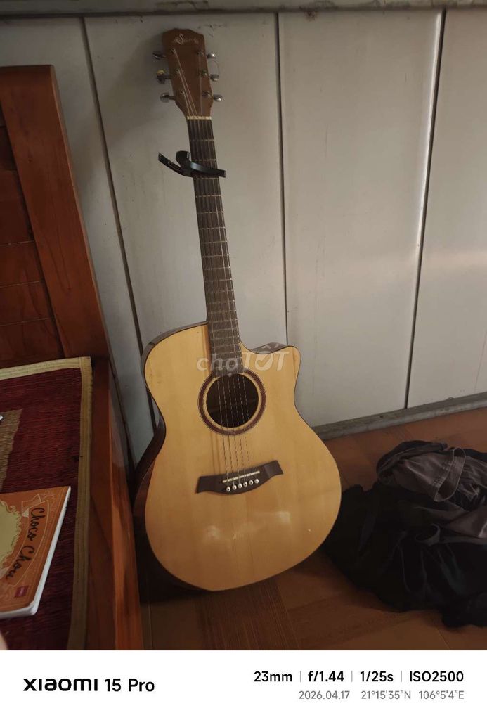 Đàn guitar acoustic Nâu nhạt. Mua bán Nhạc cụ tại Huyện Việt Yên Bắc Giang được đăng bởi Tạ Gia Bảo hình 1