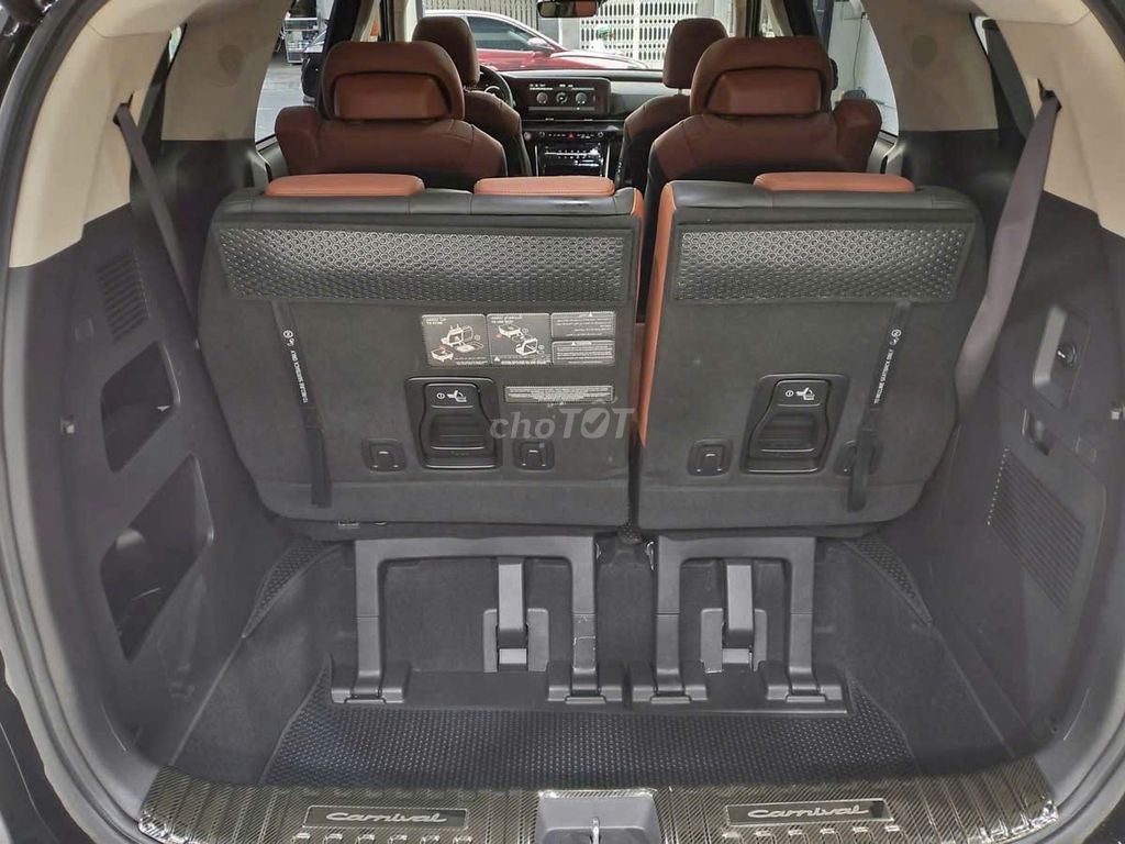 KIA CARNIVAL SIGNATURE V6 3.5L -  23000km. Mua bán Ô tô tại Quận Tân Phú Tp Hồ Chí Minh được đăng bởi Nguyễn Duy Toàn hình 7