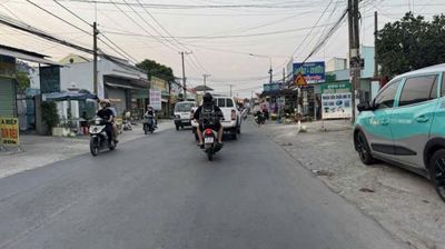 CHO THUÊ MẶT BẰNG PHƯỜNG TRẢNG DÀI GIÁ 25 TRIỆU. Cho thuê văn phòng, mặt bằng kinh doanh tại Thành phố Biên Hòa Đồng Nai được đăng bởi minh trâm