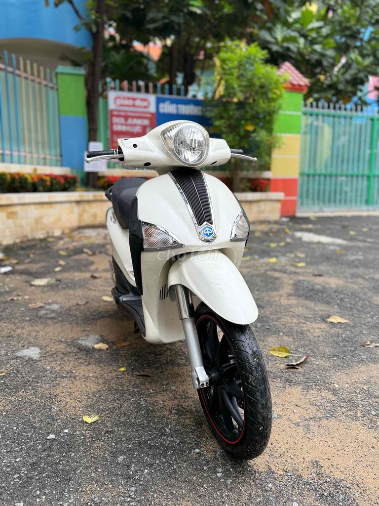 Liberty 2013 máy ie phun xăng biển SG giấy tờ đầy. Mua bán Xe máy tại Quận Tân Bình Tp Hồ Chí Minh được đăng bởi Hưng hình 2