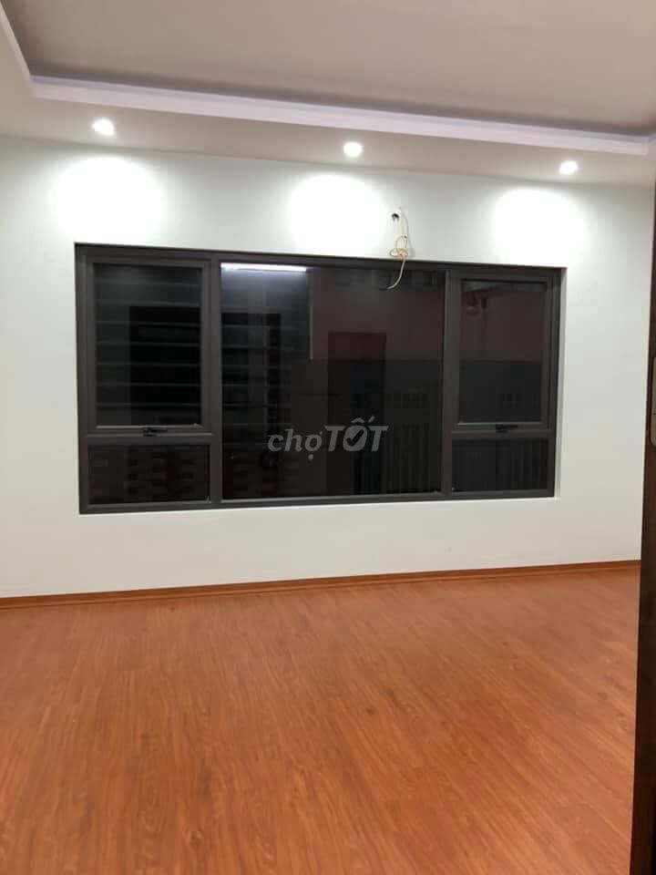 0979735591 - Bán Nhà 39m2 * 5 Tầng, Phố Nguyễn Lân, Gía 5,5 Tỷ