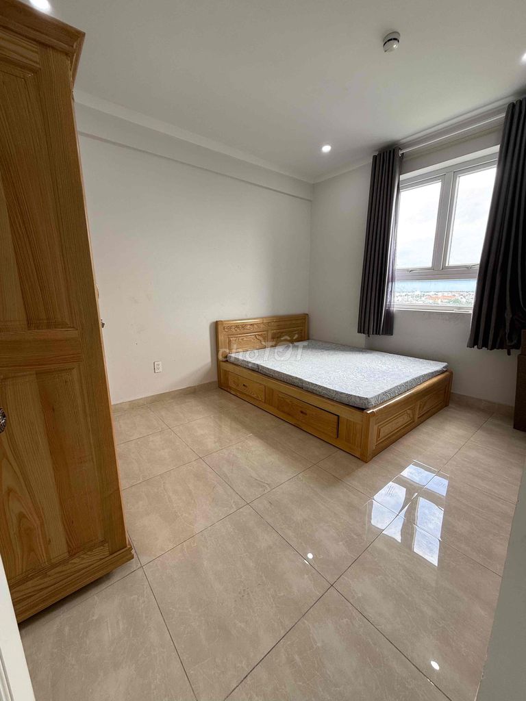 Rent · 2 bd · 62 м² · Quận 8, ул. Đường Phạm Đức Sơn