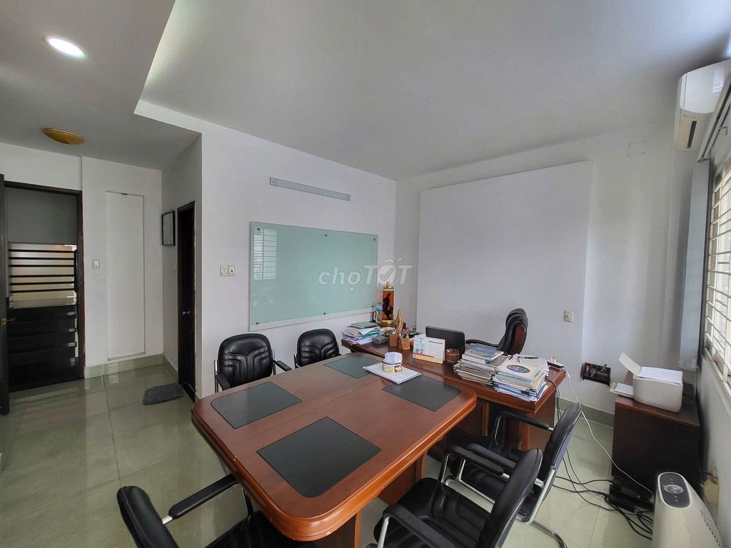 Красивый дом 5х18 в ЖК Sadeco Ven Song
