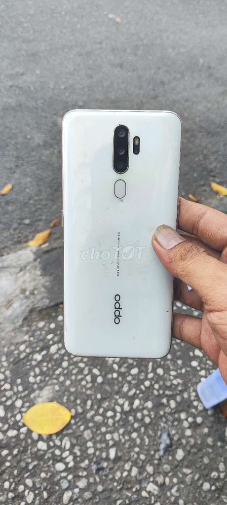 Oppo a5 2020 4*128 cần bán