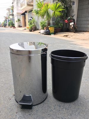 Thùng Rác Inox Đạp Chân 5L, 8L,12L,20L,30L. Mua bán Nội thất, đồ gia dụng khác tại Quận 12 Tp Hồ Chí Minh được đăng bởi Nhựa tốt