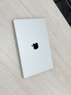 Apple Macbook Pro M4 16GB/512GB Bạc Đã sử dụng