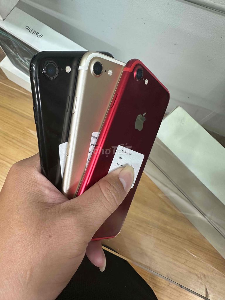 Apple iPhone 7 Đỏ Vàng Đen Đã sử dụng. Mua bán Điện thoại tại Thành phố Thủ Đức Tp Hồ Chí Minh được đăng bởi Billy hình 1